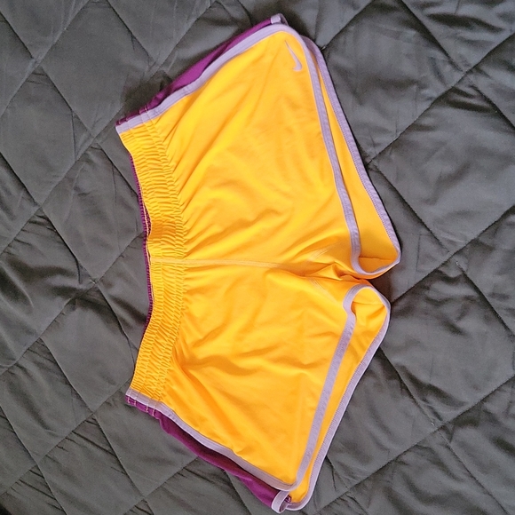 Nike Dri-Fit Shorts - Picture 1 of 3